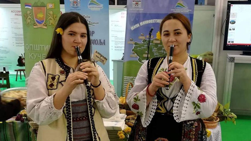U rukama Irene i Marine Marić frula čarobno zvuči (VIDEO, FOTO)
