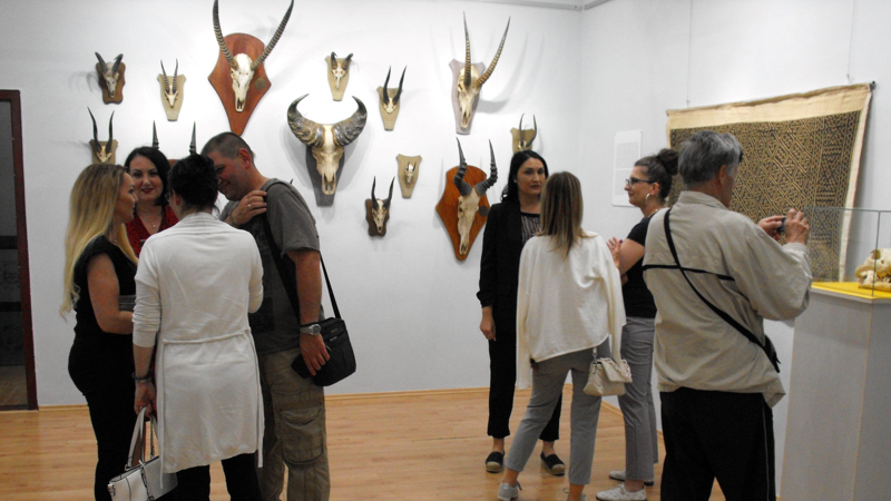 Otvorena izložba „Kultura lova – donso u tradiciji Bamana“