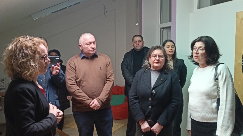 Ambasadorka Rumunije u poseti školi u Ranovcu