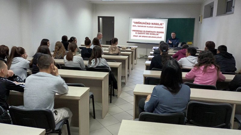 Edukacija osmaka u Srednjoj medicinskoj školi „Pavle Savić“ Požarevac 