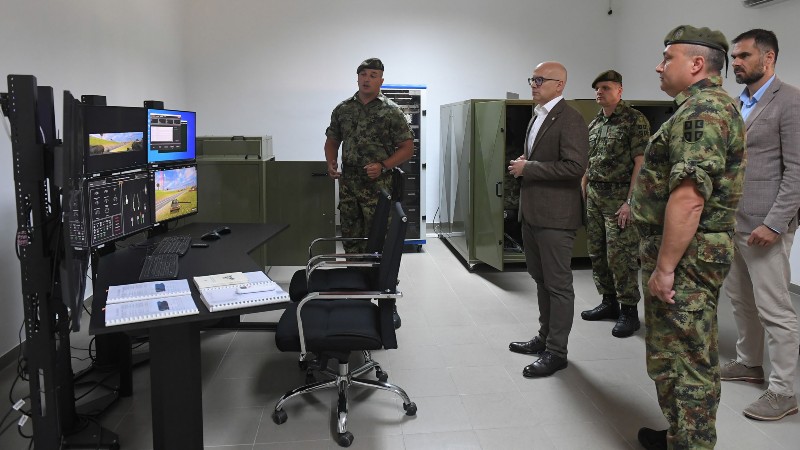 Miloš Vučević obišao Centar za obuku kopnene vojske u Požarevcu