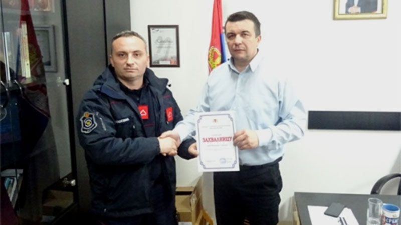 Plaketa za najboljeg vatrogasca uručena Nenadu Miloševiću