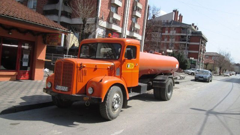 Cisterna danas parkirana u Kučevu 