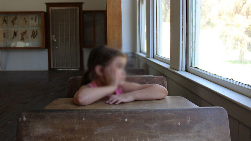 Kako deca postaju žrtve nasilja nad njihovim majkama (FOTO, VIDEO)