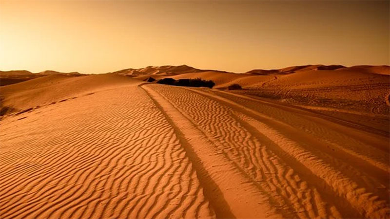  Sa neba nas zasuo pesak iz Sahare