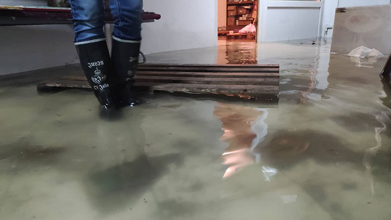 EB PATROLA: Poplavljeni lokali u podrumu, nadležni ne reaguju (FOTO)