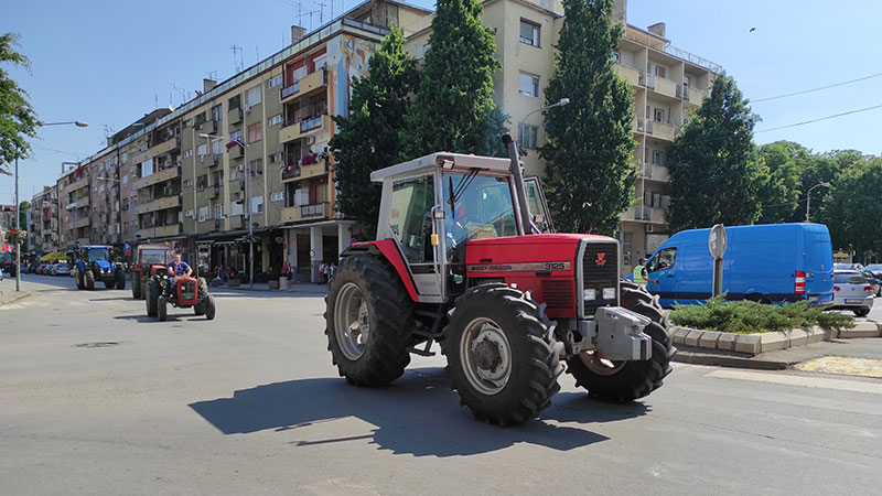 Počele prijave za dodelu zaštitnog rama za traktor
