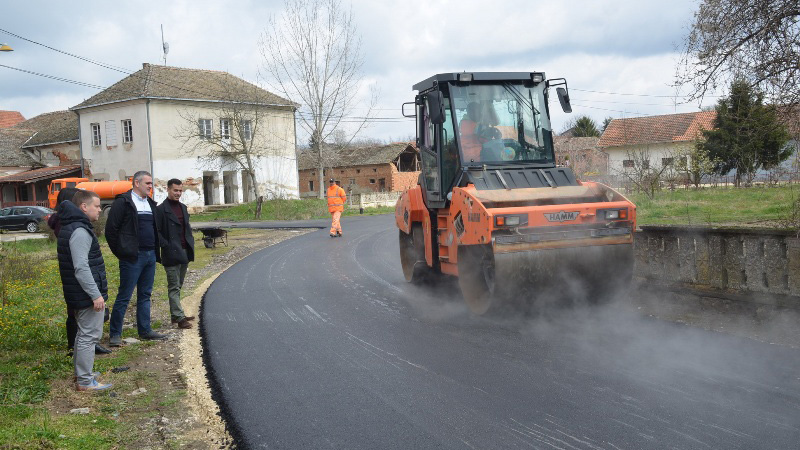 U toku rekonstrukcija puta između naselja Đurakovo-Popovac i Biskuplje