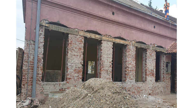 Počela rekonstrukcija zgrade Centra za socijalni rad u Žabarima