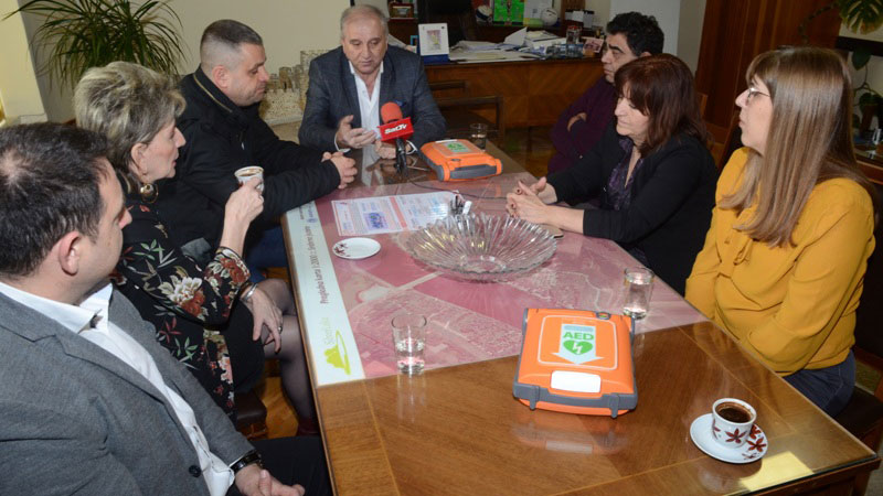 Opština Veliko Gradište nabavila četiri defibrilatora