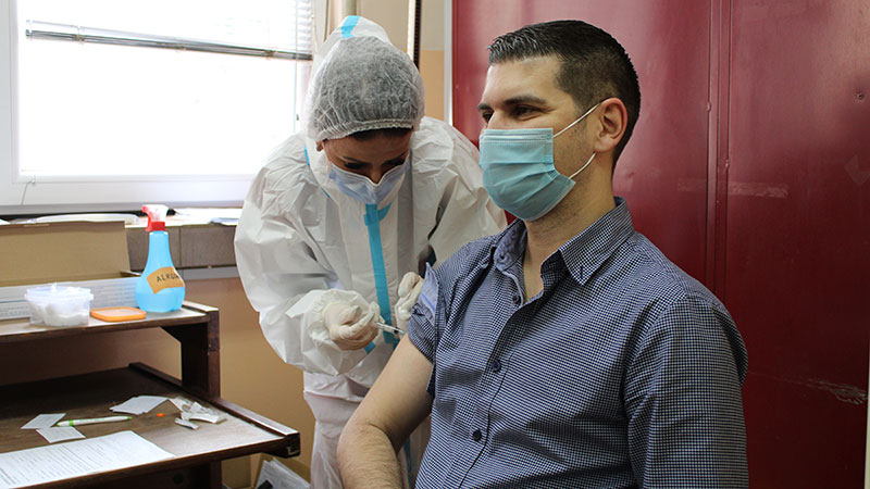 U Požarevcu počela imunizacija, vakcinu primio i gradonačelnik