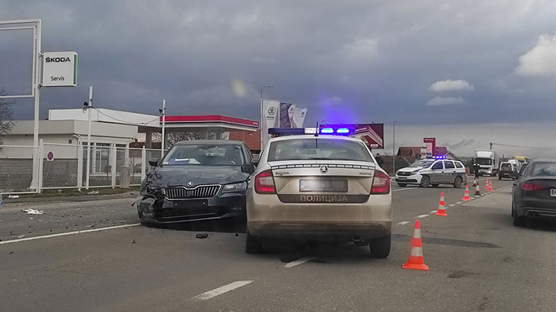 Sudar dva policijska i jednog automobila ”Koridora Srbije”