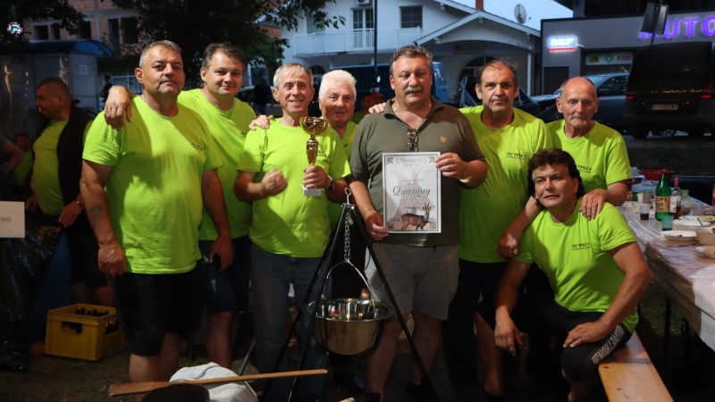 Najbolji gulaš skuvala ekipa iz Stamničke reke